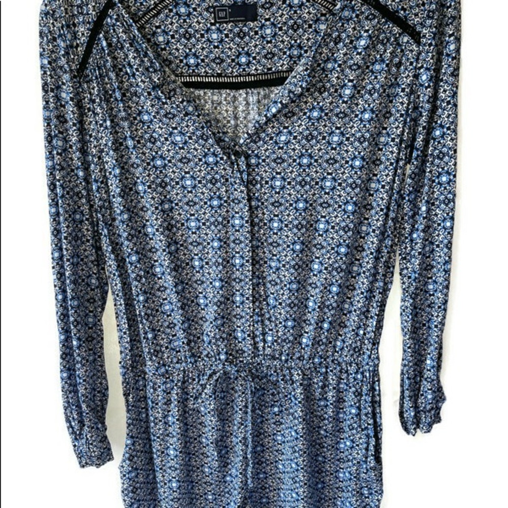 GAP short romper-long sleeved